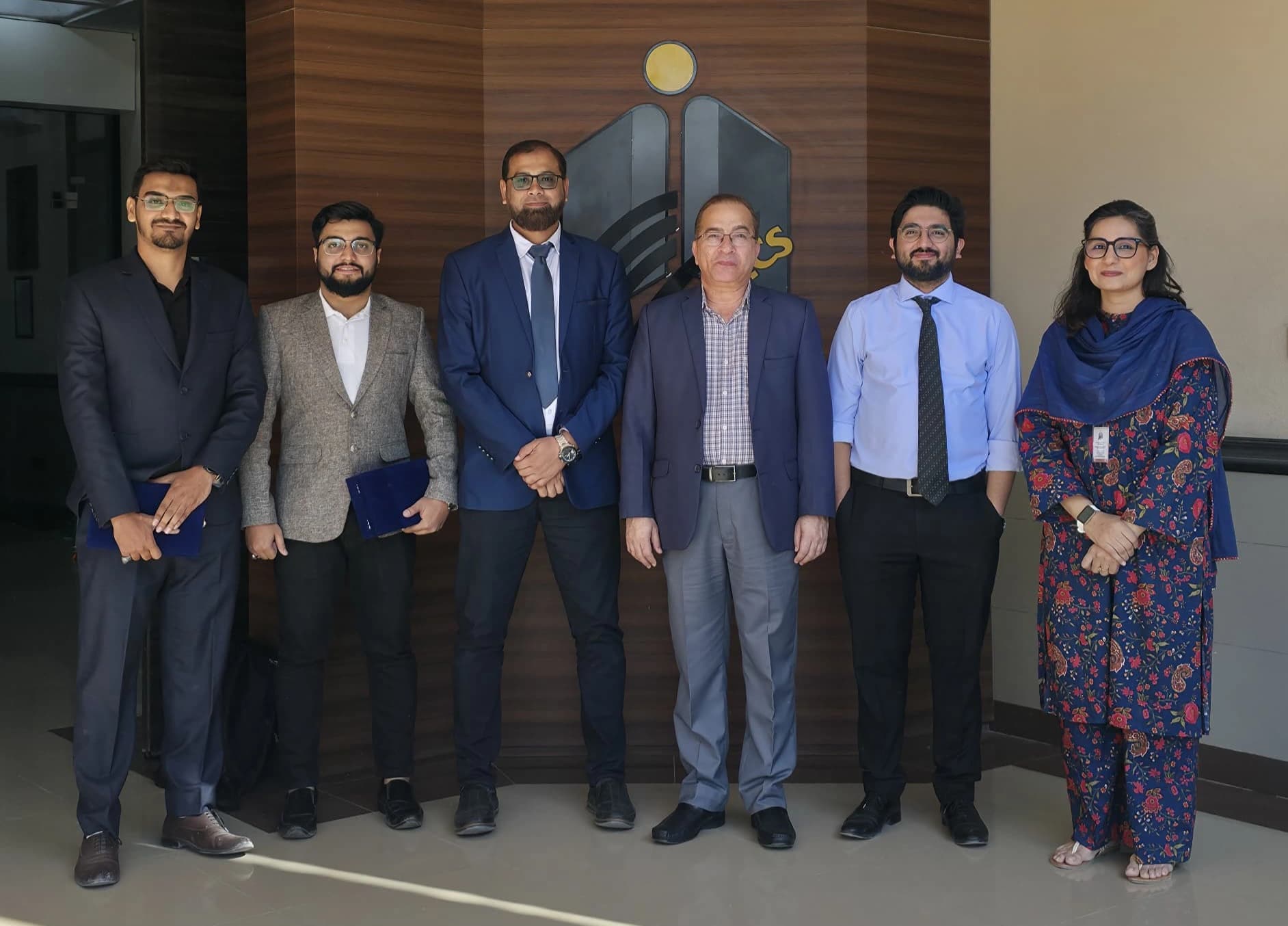 𝐉𝐮𝐝𝐠𝐢𝐧𝐠 𝐈𝐓 𝐏𝐫𝐨𝐣𝐞𝐜𝐭𝐬 𝐚𝐭 𝐭𝐡𝐞 𝐒𝐜𝐢𝐞𝐧𝐜𝐞 𝐄𝐱𝐡𝐢𝐛𝐢𝐭𝐢𝐨𝐧 - Image 2 of 3